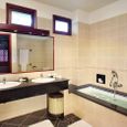 Phòng tắm - Amaryllis Resort