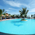 Hồ bơi - Golden Coast Resort & Spa