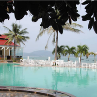 Hồ bơi - Royal Quy Nhơn Resort