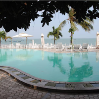 Hồ bơi - Royal Quy Nhơn Resort