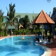 Hồ bơi - Bốn Biển Resort