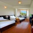 Phòng Senior Deluxe - The Light Hotel