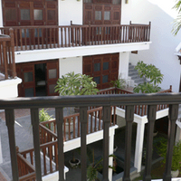 Khách sạn Ancient House