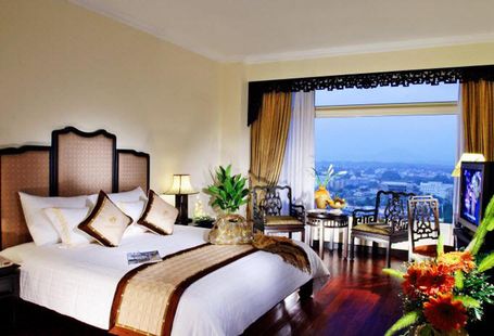 Khách sạn Imperial Huế