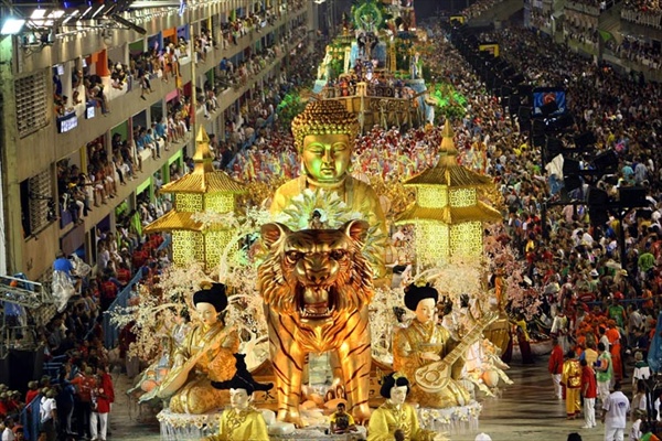 Tưng bừng lễ hội Rio Carnival ở Brazil 1
