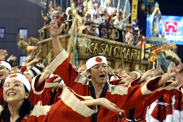 Tưng bừng lễ hội Rio Carnival ở Brazil 4