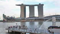 Hồ bơi vô cực ở khách sạn Marina Bay Sands