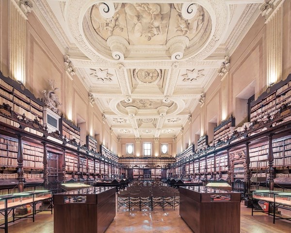 Vẻ lộng lẫy của những thư viện đẹp nhất thế giới 11