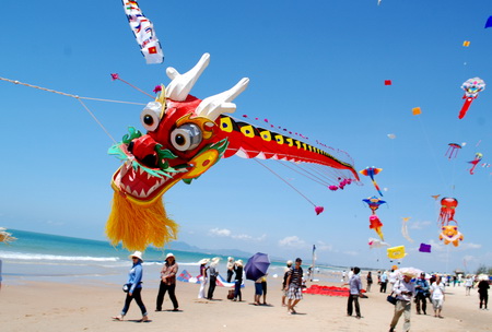 festival-dieu-quoc-te-vung-tau-2010-hua-hen-nhieu-hap-dan.jpg