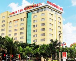 Khách sạn Hoàng Sơn Peace Ninh Bình