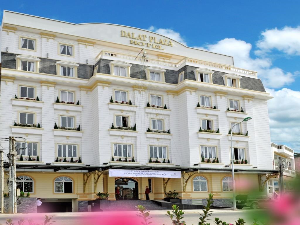 Khách sạn Park Hotel Dalat (Khách sạn Đà Lạt Plaza cũ)