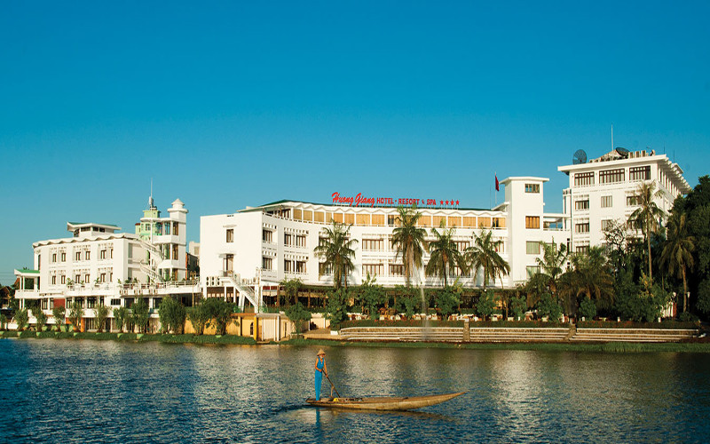 Khách sạn Hương Giang Huế