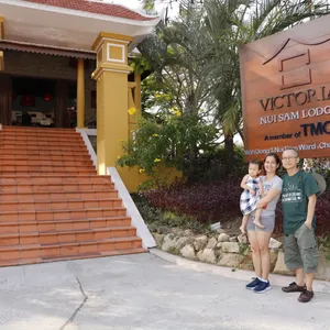 Khách sạn Victoria Nui Sam Lodge
