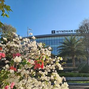 Khách Sạn Wyndham Grand KN Paradise Cam Ranh