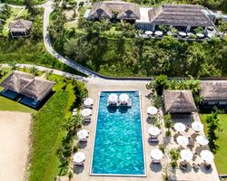 Crown Retreat Quy Nhơn Resort