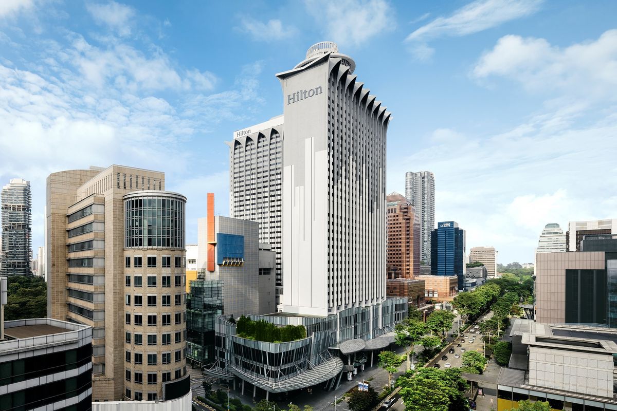 Khách sạn Hilton Singapore Orchard (tên cũ Mandarin Orchard Singapore) Singapore Chudu24