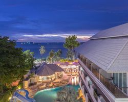 Khách sạn Pattaya Discovery Beach