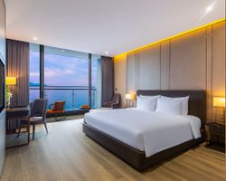 Khách sạn Le Sands Oceanfront Đà Nẵng
