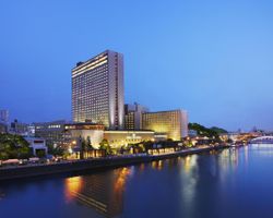 Khách sạn Rihga Royal Osaka