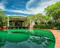 Khách sạn Amatao Tropical Residence