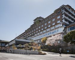 Khách sạn The Westin Miyako Kyoto