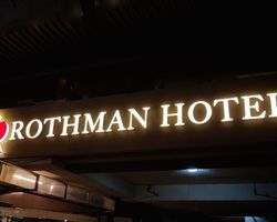 Khách sạn Rothman
