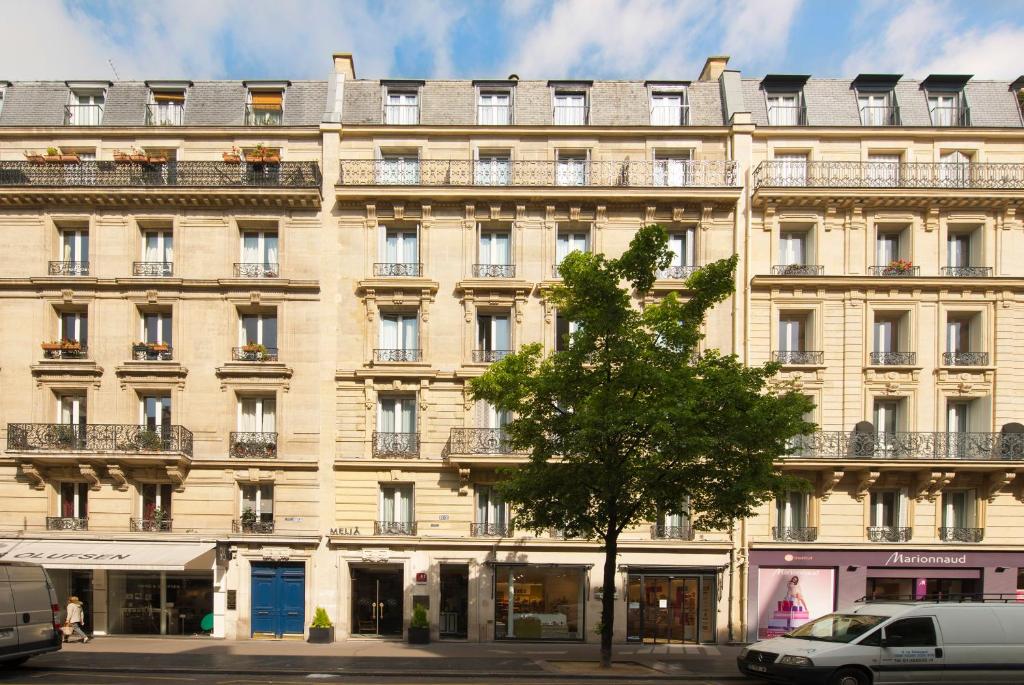 Khách sạn Melia Paris Champs Elysees