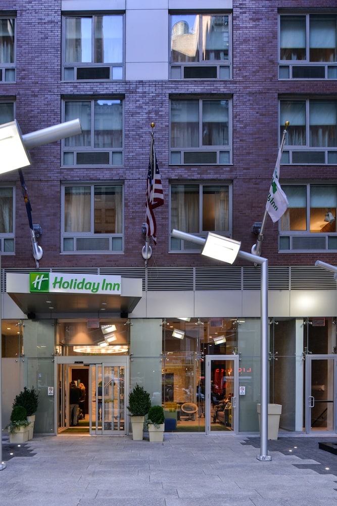 Khách sạn Holiday Inn New York City - Times Square, an IHG | New York, Hoa  Kỳ - Chudu24