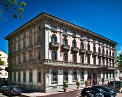 Khách Sạn Chateau Monfort Milan