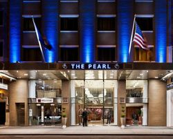 Khách sạn The Pearl New York