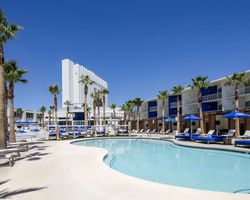 Khách sạn Tropicana Las Vegas a DoubleTree by Hilton Hotel