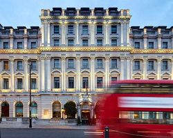 Khách sạn Sofitel St James London