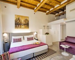 Khách sạn Trevi Palace Luxury Inn Rome