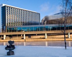 Khách sạn Radisson Blu Waterfront Stockholm