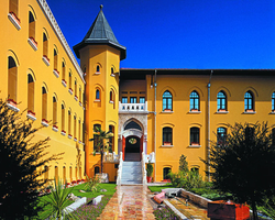 Khách sạn Four Seasons Istanbul at Sultanahmet