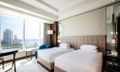 1 King Bed with Sea View/ 2 Twin Beds with Sea View