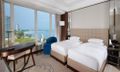 1 King Bed with Sea View/ 2 Twin Beds with Sea View