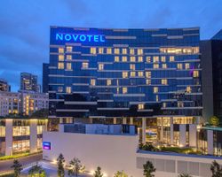 Khách sạn Novotel Singapore On Stevens