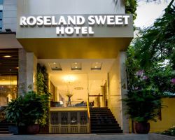 Khách sạn Roseland Sweet Sài Gòn