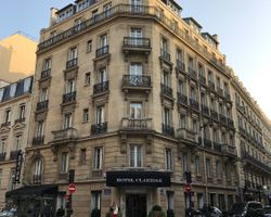 Khách sạn Claridge Paris