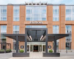 Khách Sạn Hilton Munich City