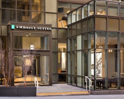 Khách sạn Embassy Suites by Hilton New York Manhattan Times Square