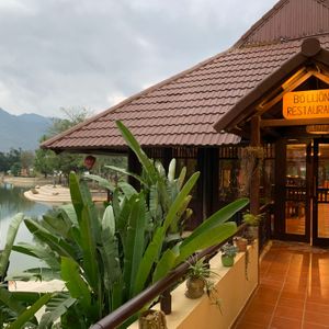 Khách sạn Mai Châu Lodge