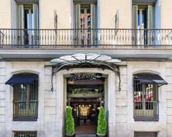 Khách sạn Radisson Blu Madrid Prado