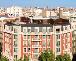 Khách sạn The Corner Barcelona