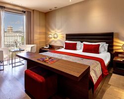 Khách sạn Olivia Plaza Barcelona