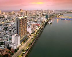 Khách sạn Wink Đà Nẵng Riverside