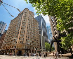 Khách sạn Mantra 2 Bond Street Sydney by Accor