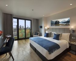 Khách sạn Tower Suites by Blue Orchid Hotels London