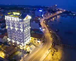 Khách sạn Riverside Quảng Bình